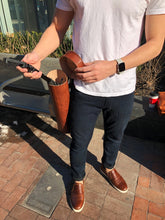 Load image into Gallery viewer, Leather Tripod Quiver Case Tube