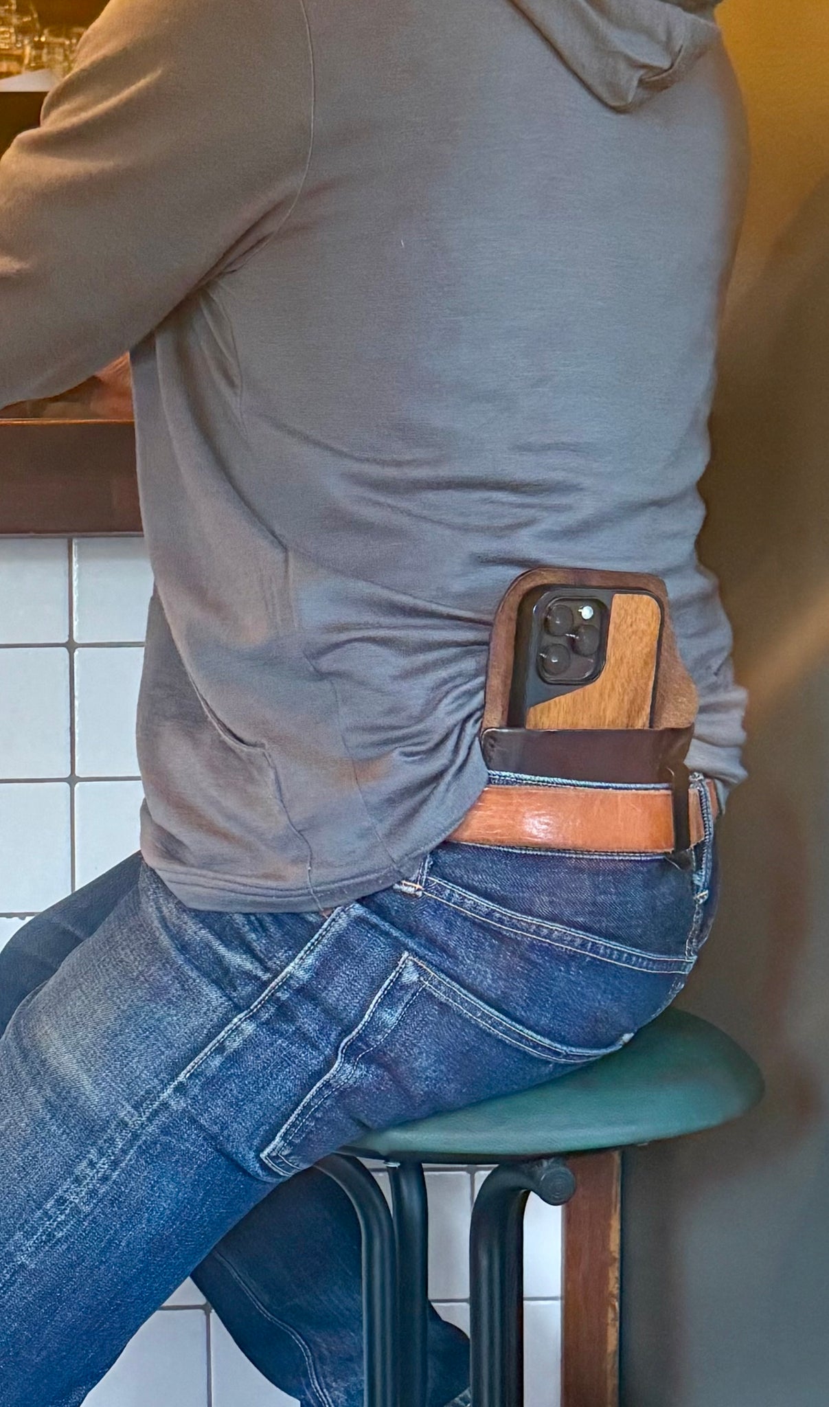 Inside the Waistband Leather Phone Holster Case with Belt Clip (leave – Double Rivet Leather Inside the Waistband Leather Phone Holster Case with Belt Clip (leave – Double Rivet Leather